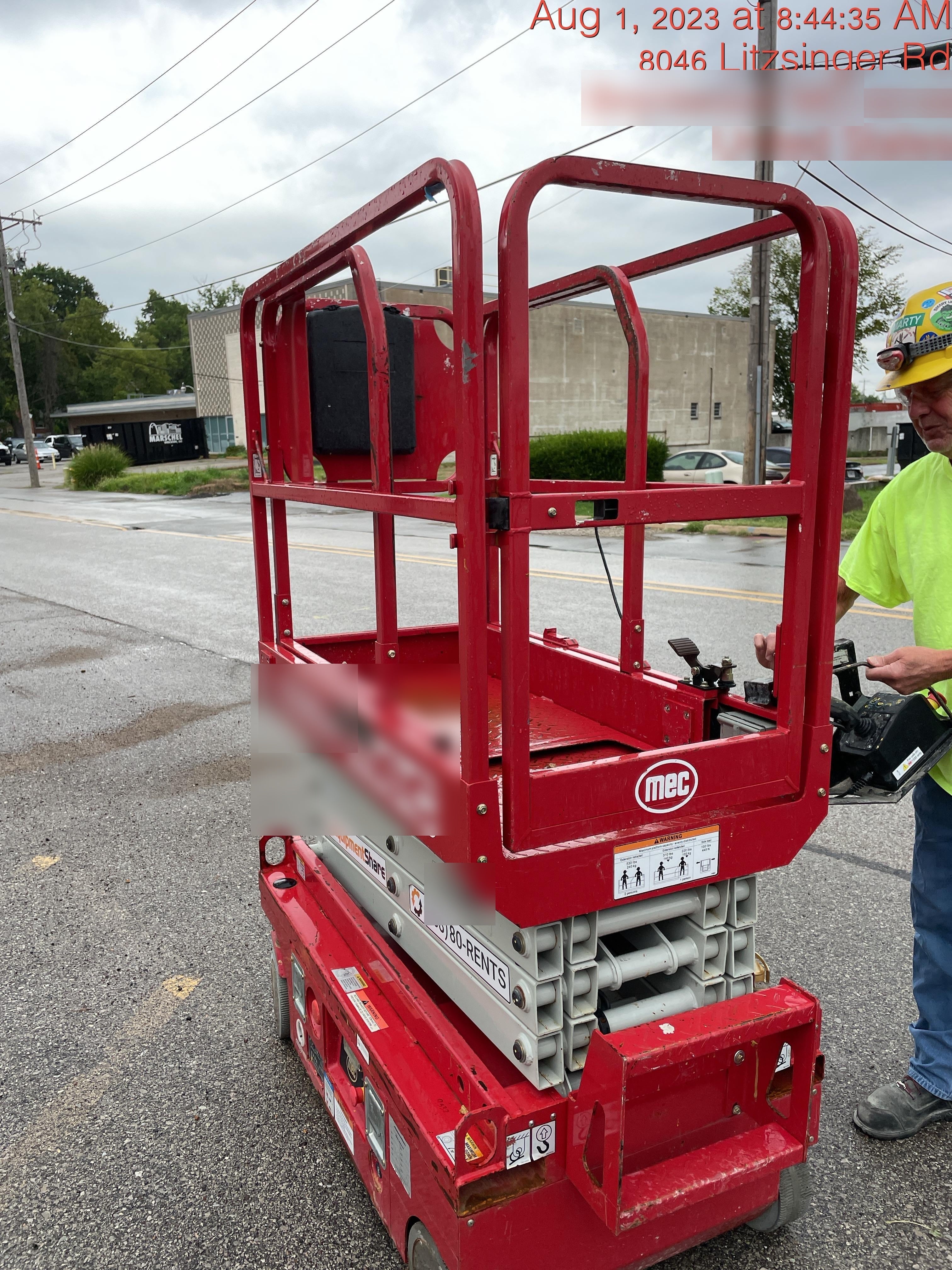2019 MEC 1330SE MEC 1330SE w/ES Track Hardware, Full Extended 2 Year Warranty