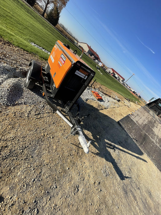 2021 Lincoln Electric Vantage 322 Vantage 322 Ready Pak 3 w/ Decals, ORANGE (includes trailer, cable rack, fender light kit) NO Telematics