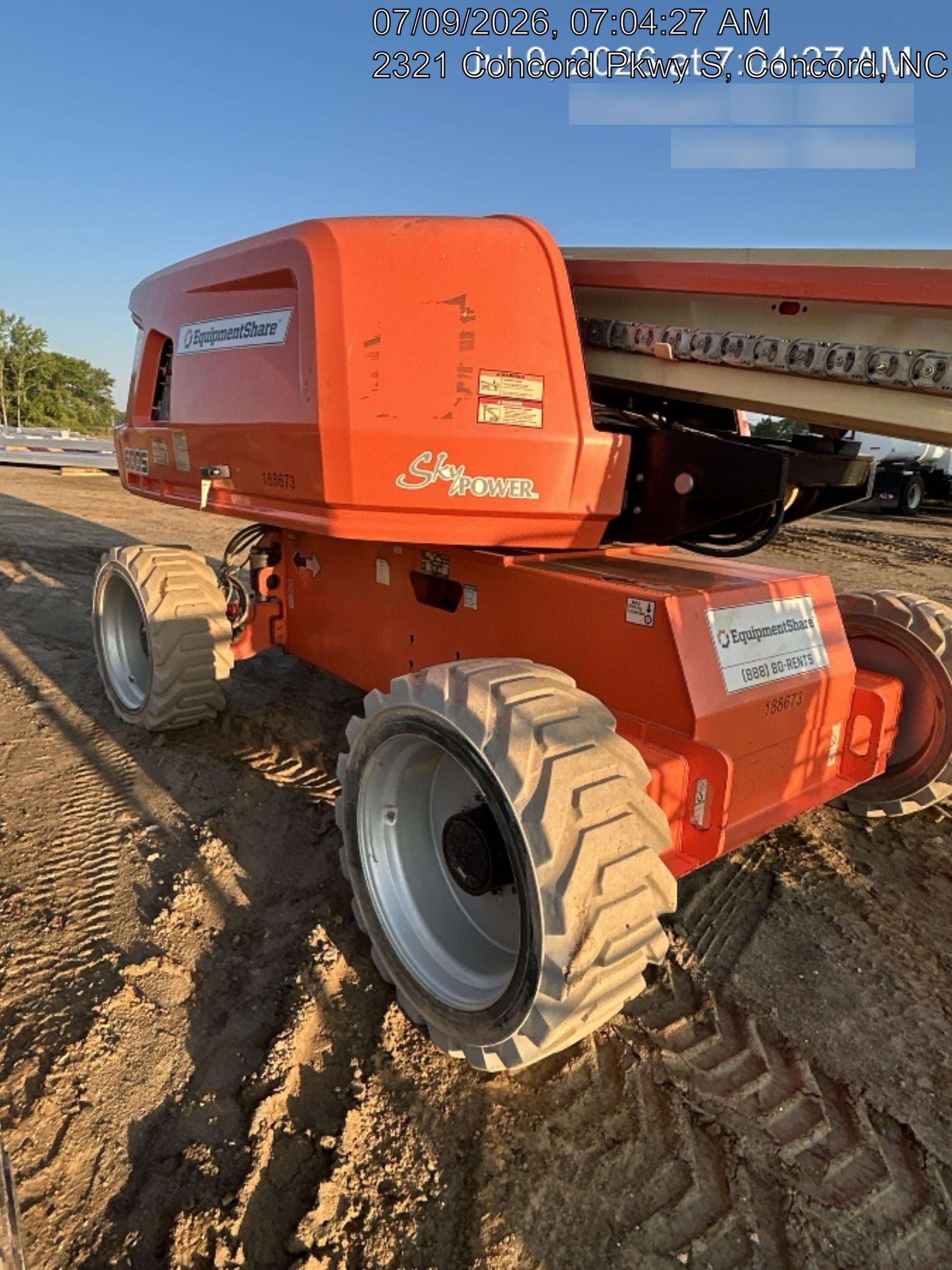 2021 JLG 600S
