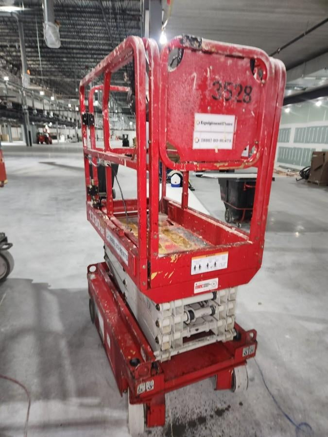 2016 MEC 1330SE MEC 1330SE Scissor Lift