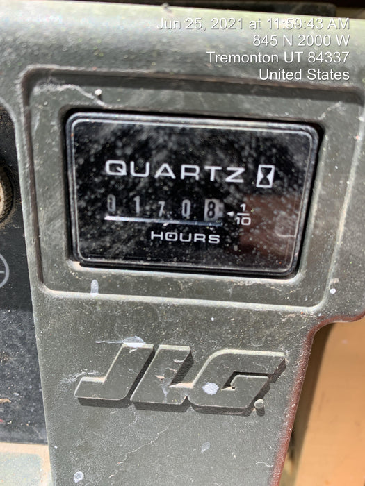 2017 JLG 1930ES Standard Options