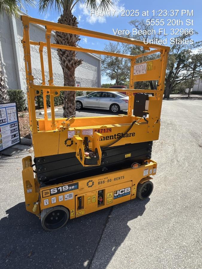 2024 JCB S1932E
