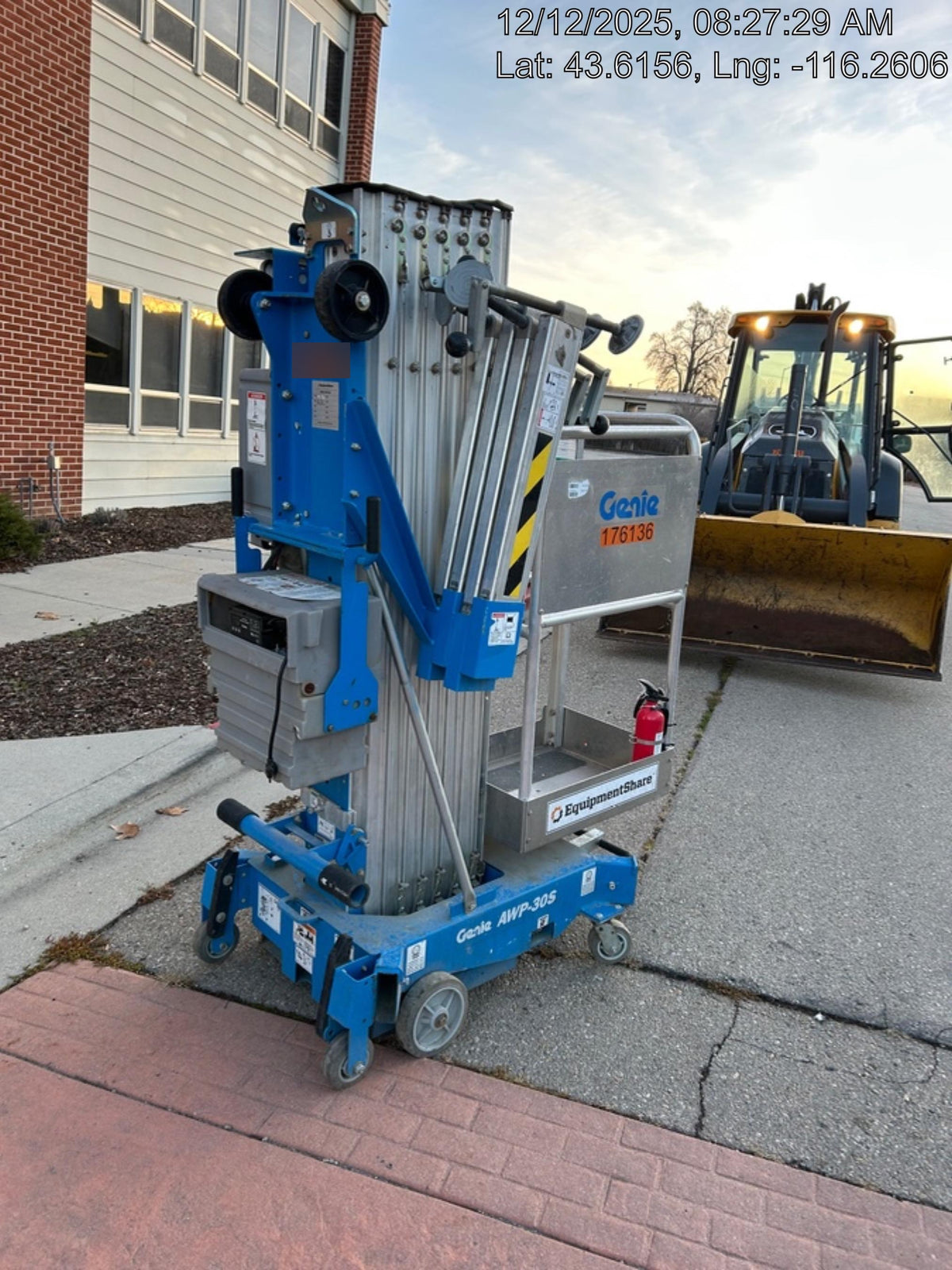 2021 GENIE AWP-30S DC