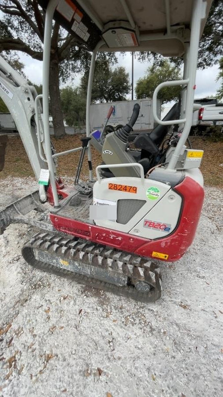 2022 TAKEUCHI TB20e