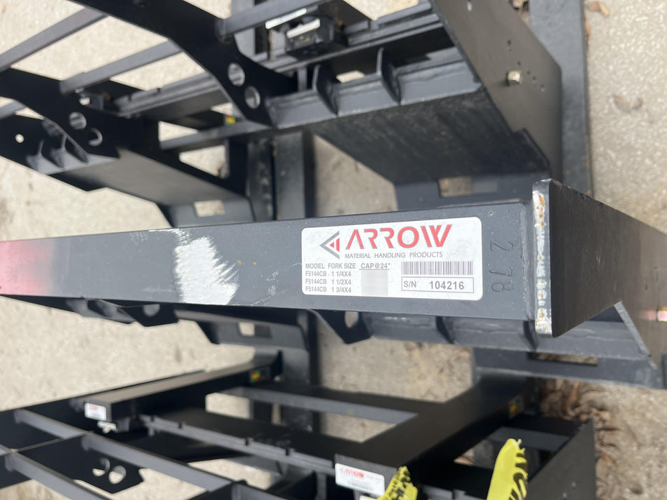 2026 ARROW MATERIAL HANDLING 48" Pallet Forks - Arrow