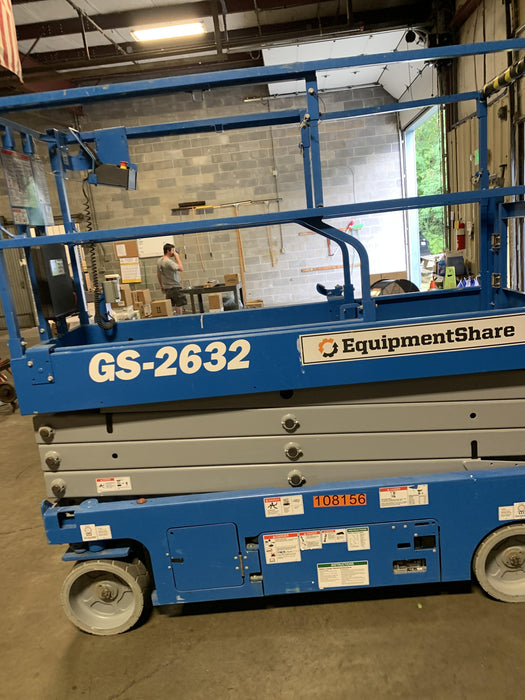 2020 Genie GS-2632 Solid NM Tires, Folding Rails with Half-Height Swing Gate, Beacon