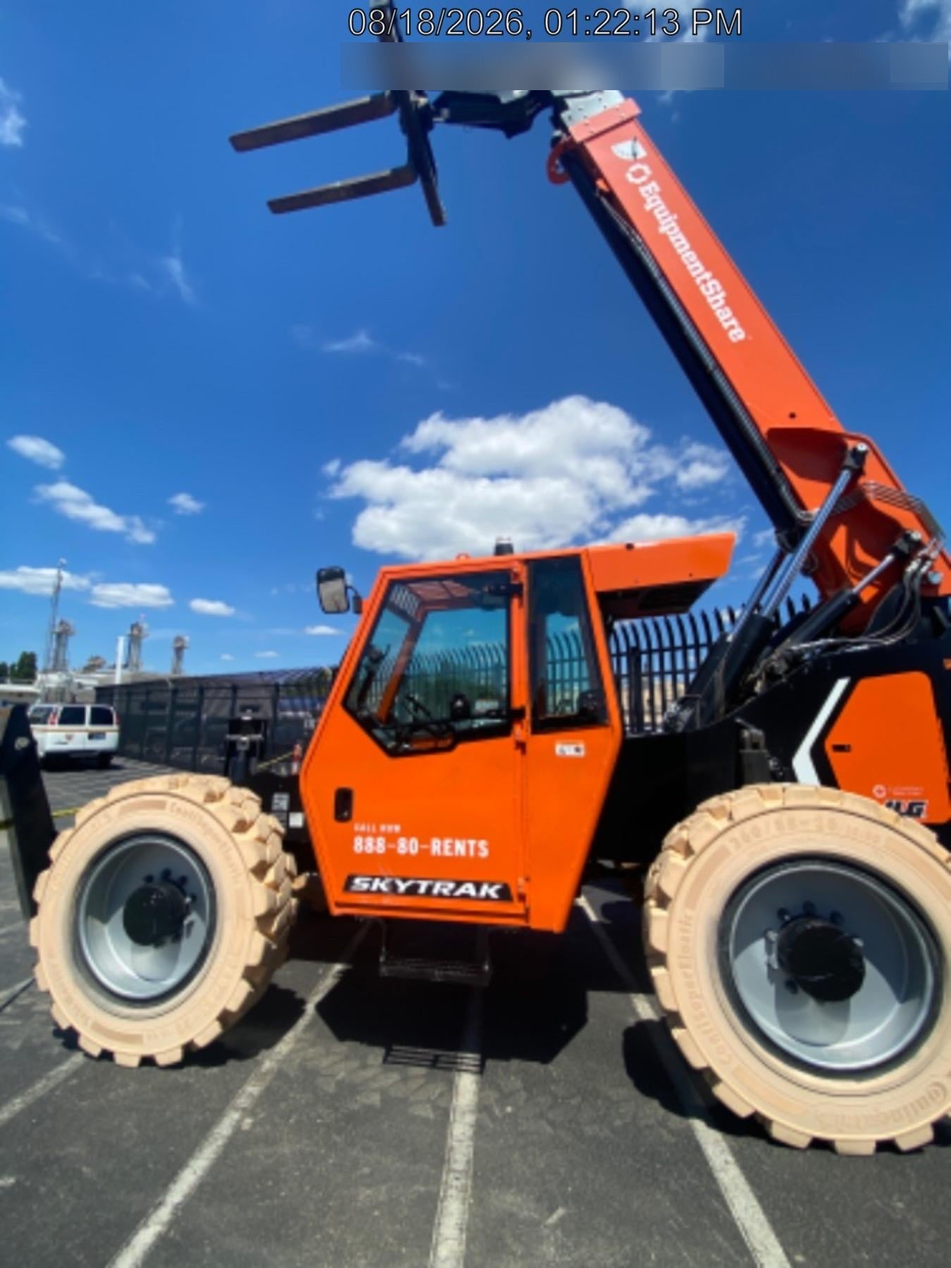 2025 SKYTRAK 10054