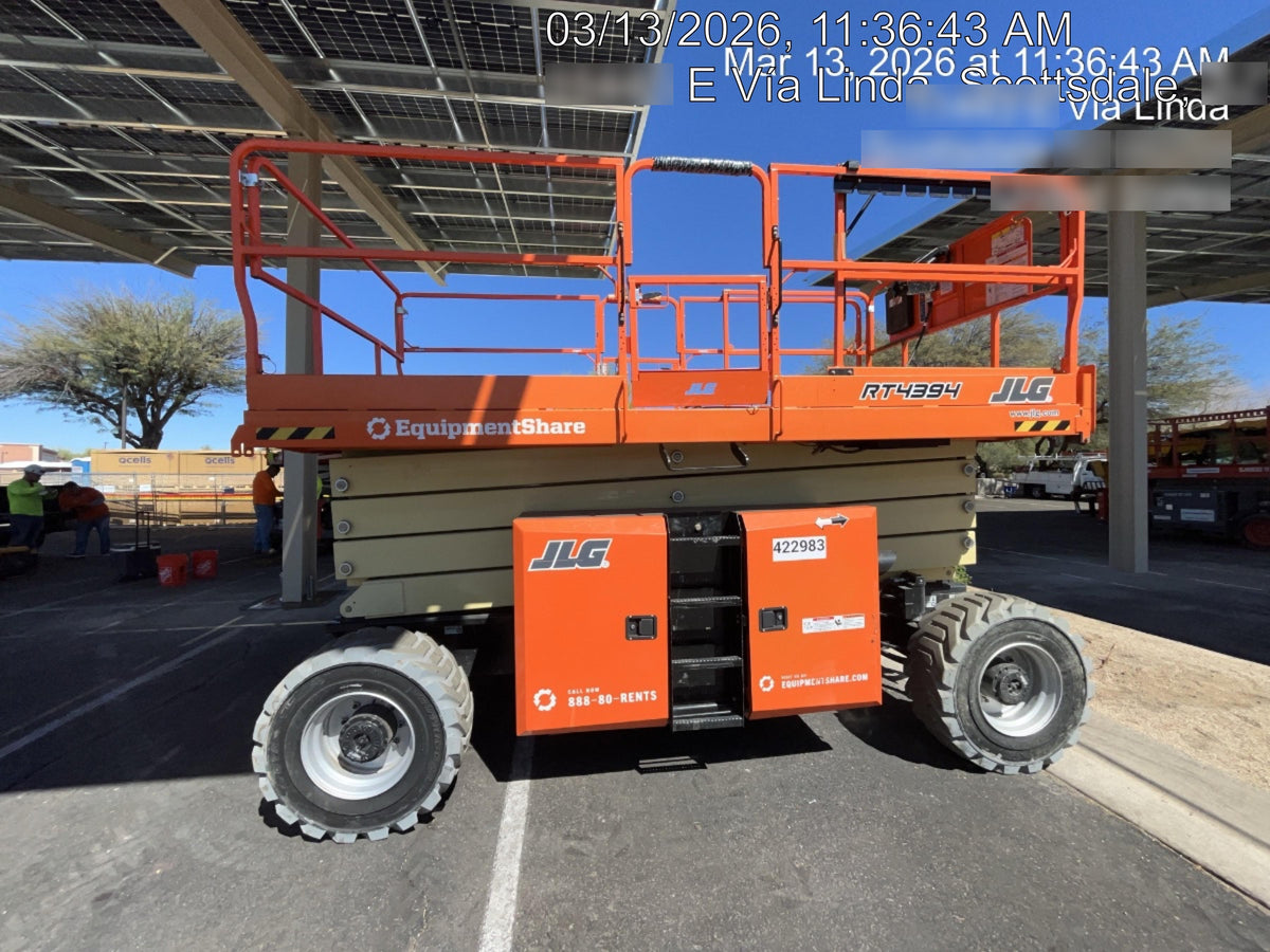 2024 JLG RT4394