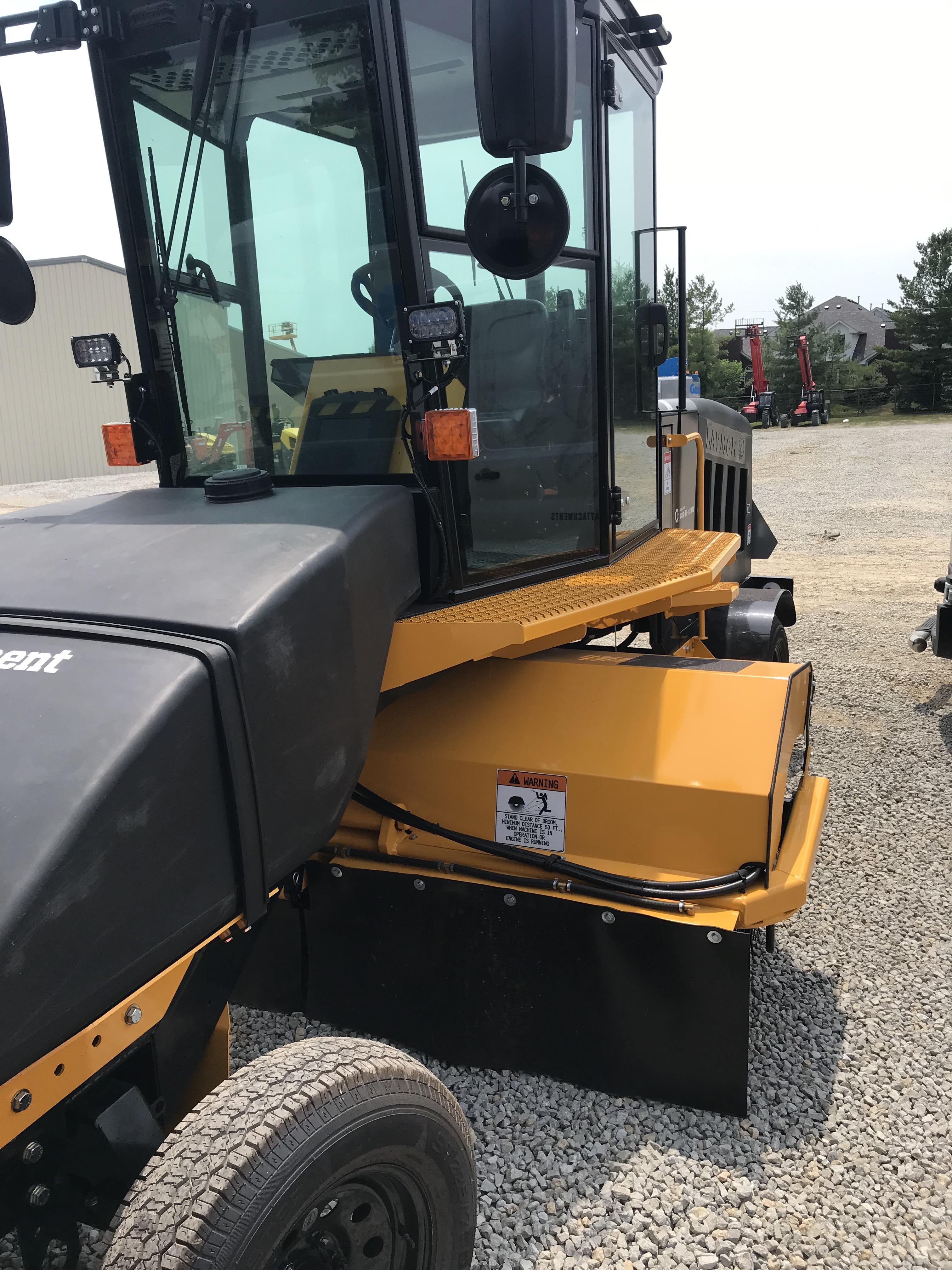 2022 LAYMOR SM450