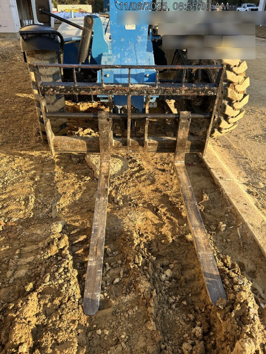 2020 Genie GTH-636 Cab/Heat/Air, Solid Tires, Work Lights, Beacon, Aux Hydraulics, Back up Alarm