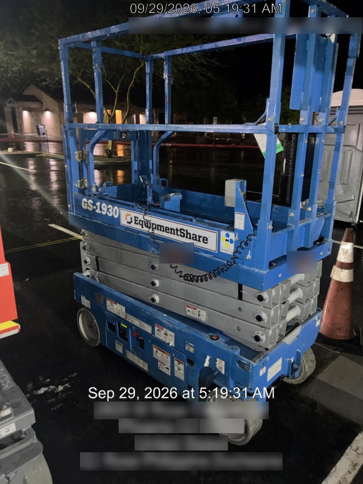 2020 Genie GS-1930 Solid Non Marking Tires, Beacon, Folding rails with half height swing gate, 800W Inverter