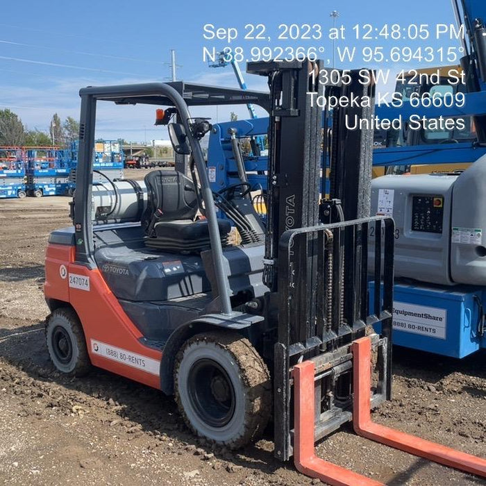 2022 TOYOTA 50-8FGU25