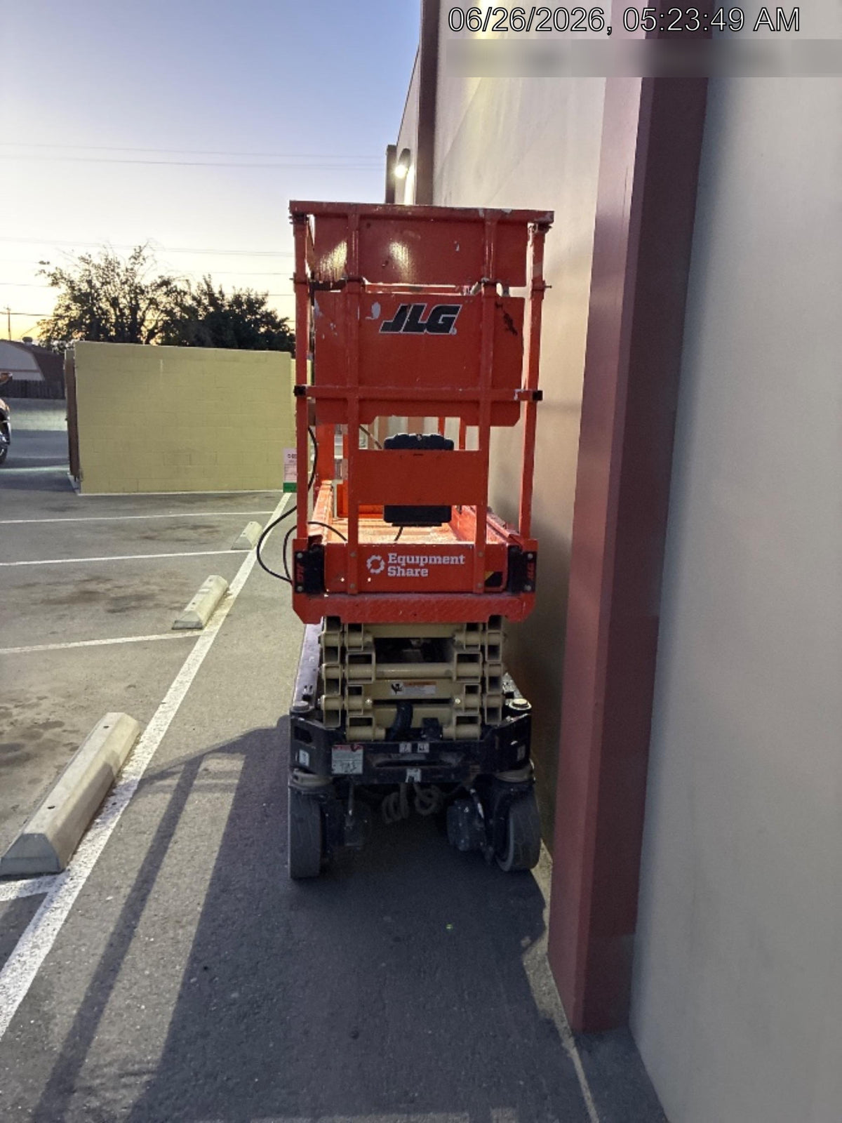 2022 JLG ES1932