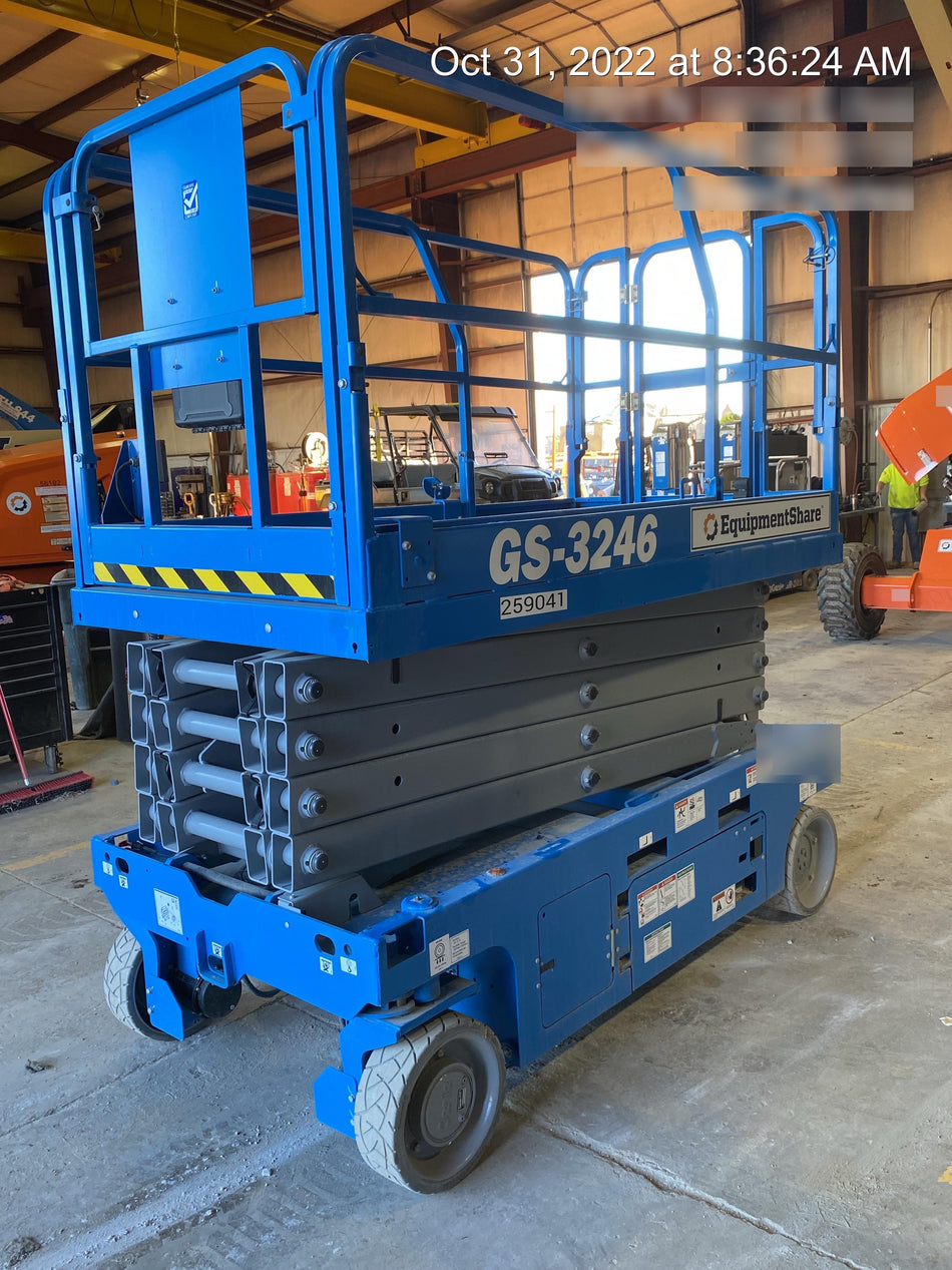 2022 GENIE GS-3246
