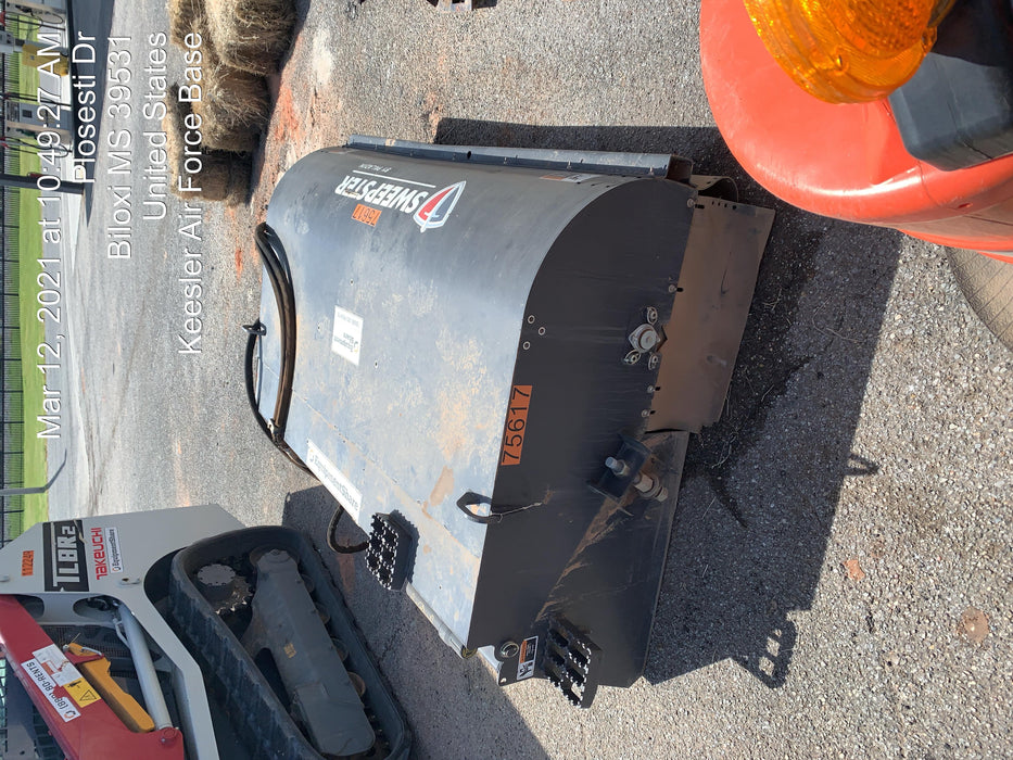 2020 PALADIN Sweepster SB72