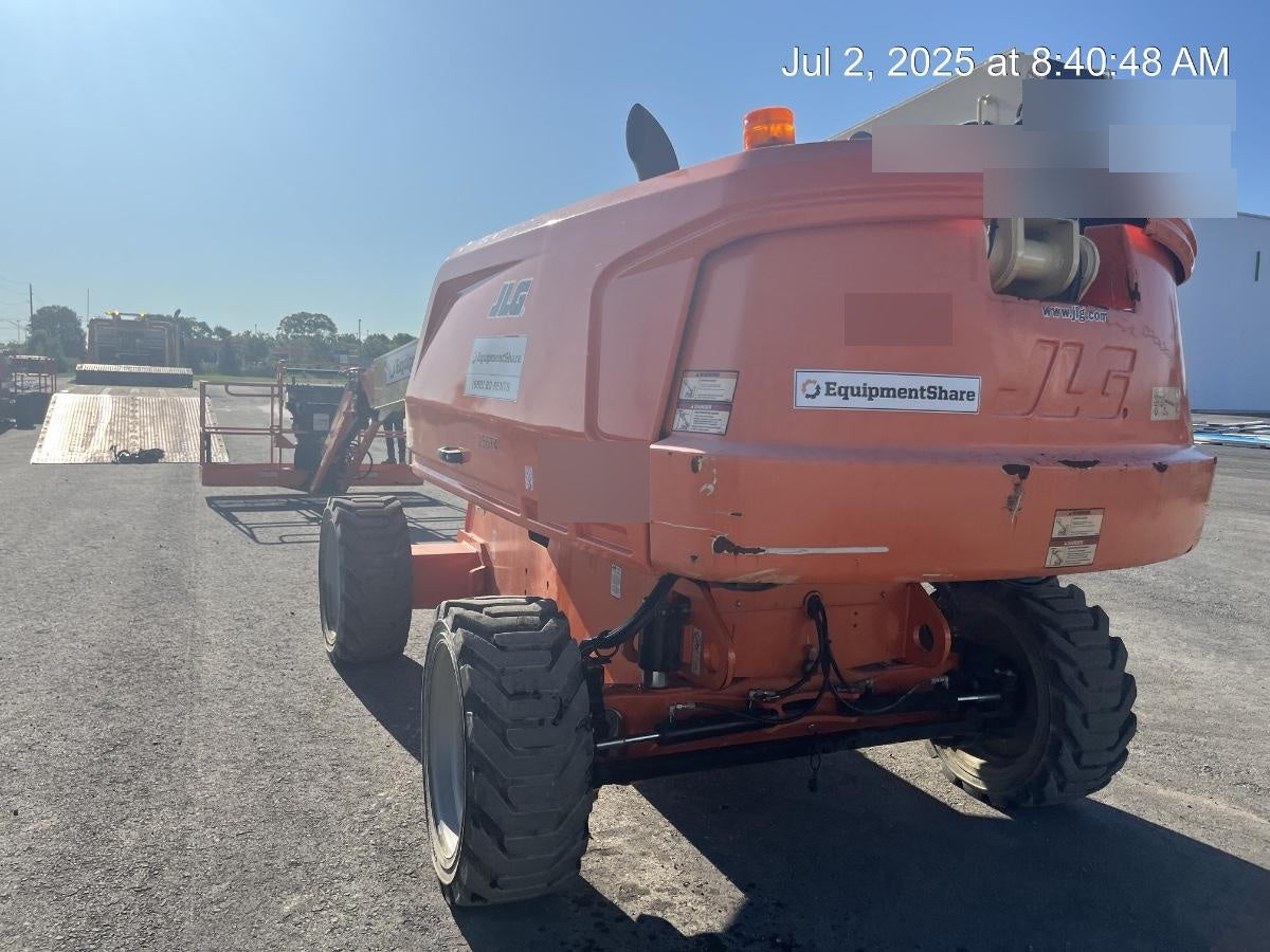 2019 JLG 660SJ
