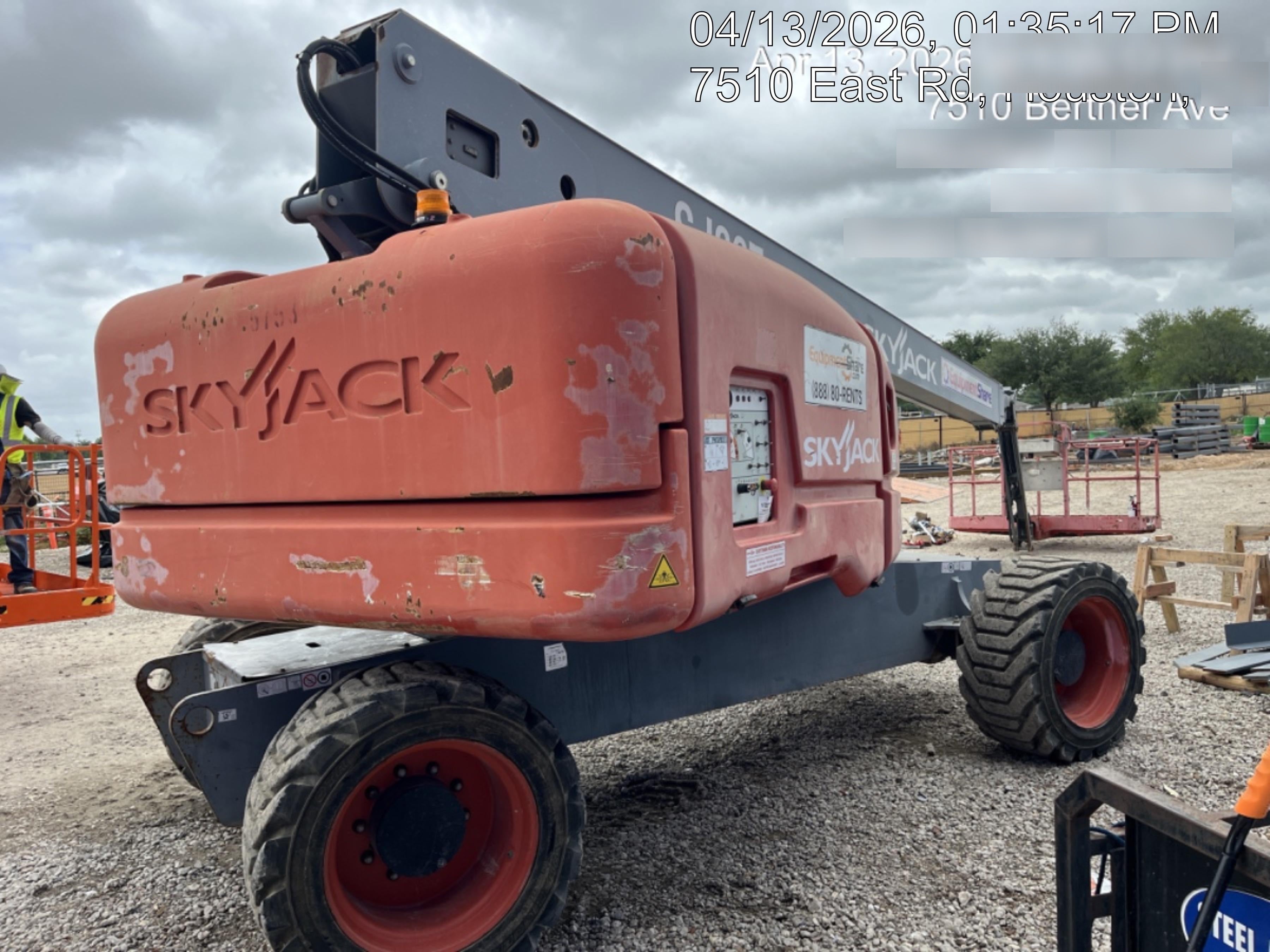 2017 SKYJACK SJ86T