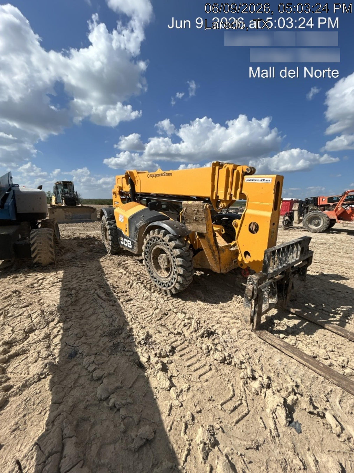 2023 JCB 510-56