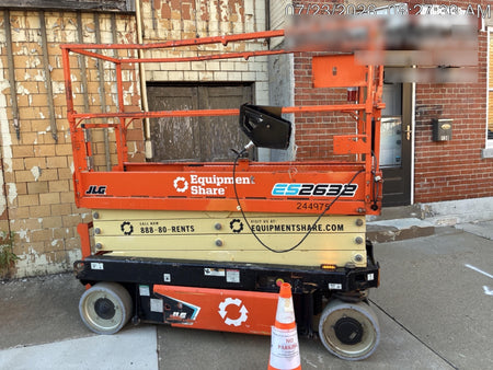2022 JLG ES2632