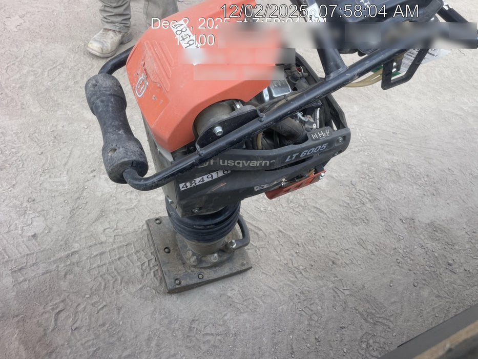 2025 HUSQVARNA LT6005