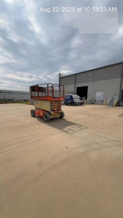 2019 JLG 4069LE Solid Non Marking Tires, Rotating Beacon