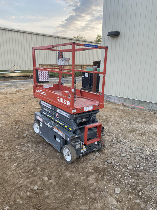 2018 Skyjack SJIII-3219 Standard Rental Specs