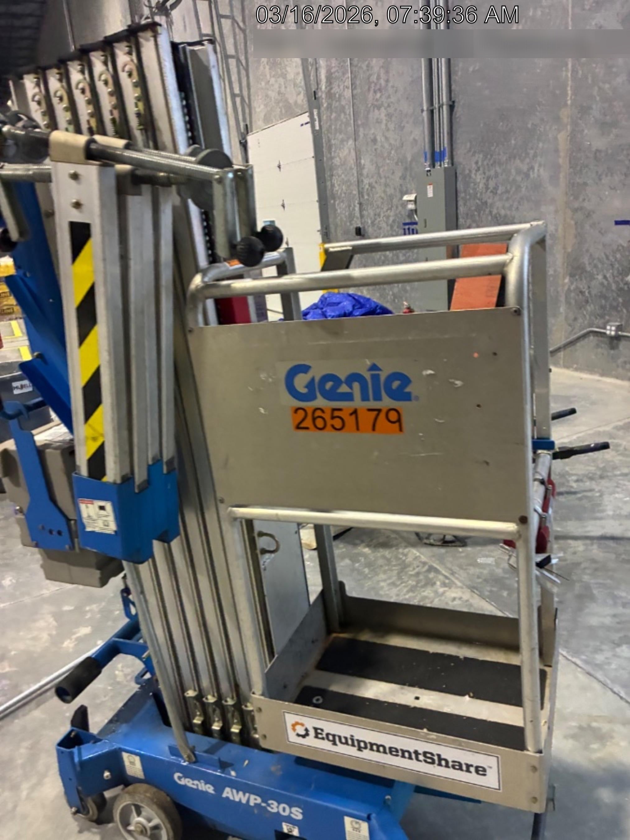 2022 GENIE AWP-30S DC