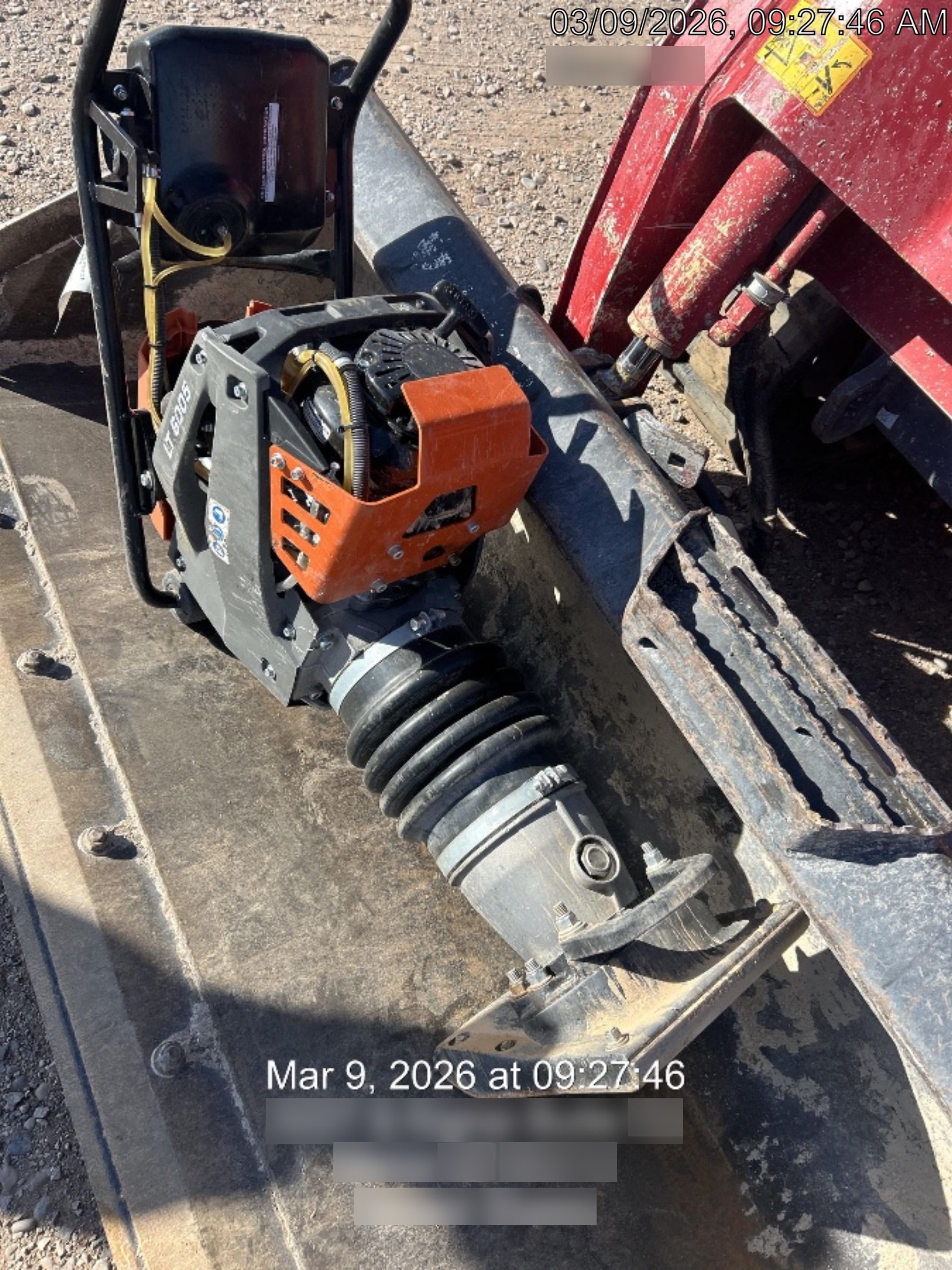 2024 HUSQVARNA LT6005