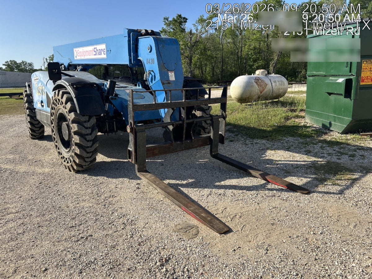 2018 Genie GTH-844 Genie GTH-844D w/Open ROPS, Solid Tires, Work Light/Beacon, 60" Carriage and Forks