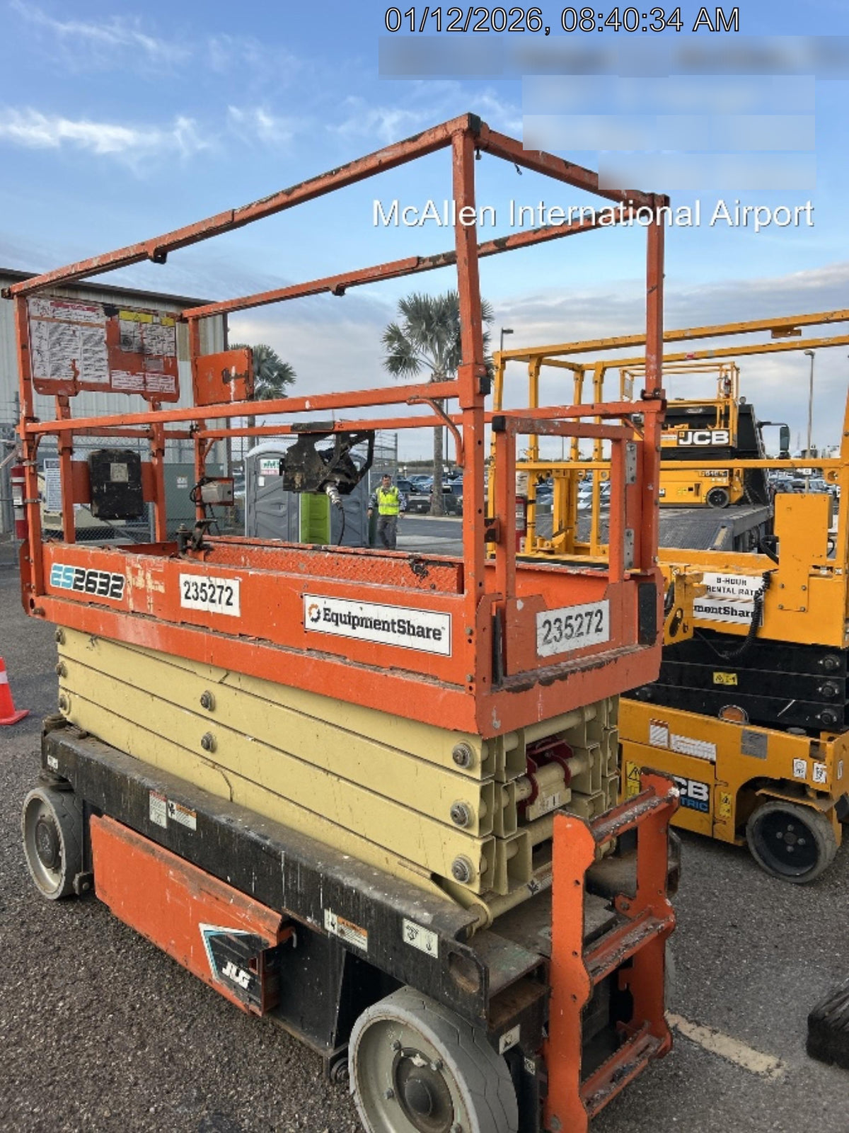 2022 JLG ES2632
