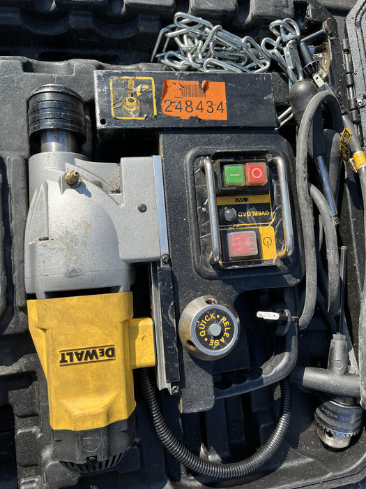 2022 DEWALT DWE1622K