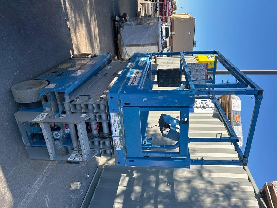 2020 Genie GS-1930 Solid Non Marking Tires, Beacon, Folding rails with half height swing gate, 800W Inverter