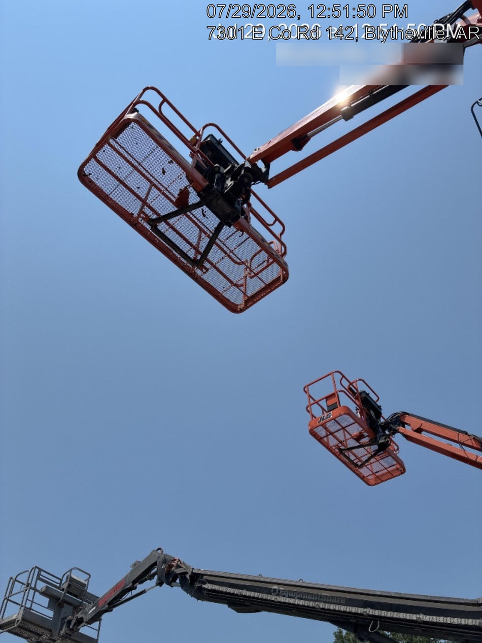 2021 JLG 600AJ
