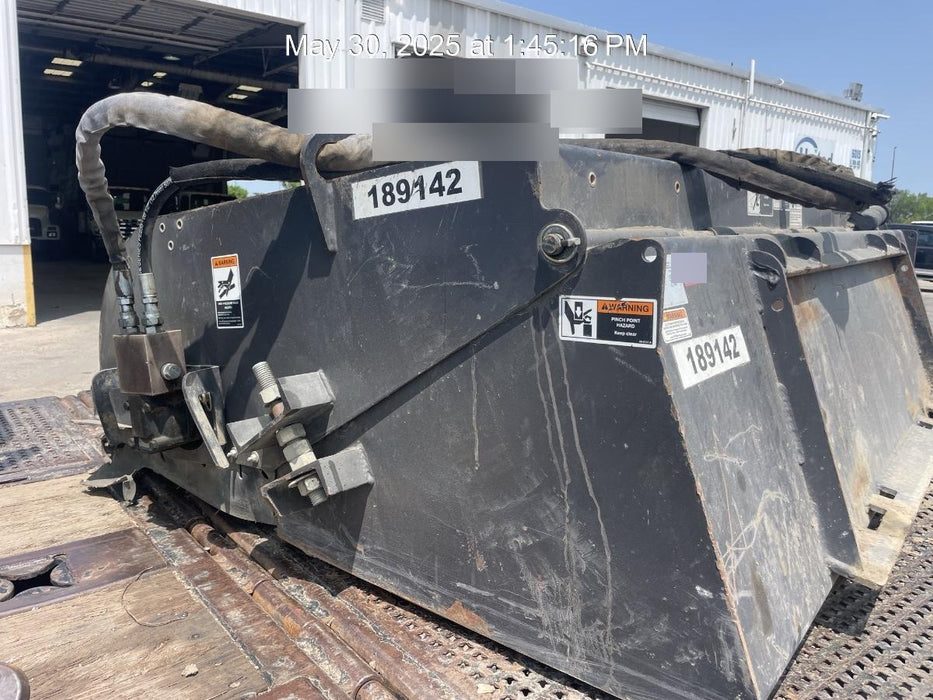 2021 PALADIN Sweepster SB72