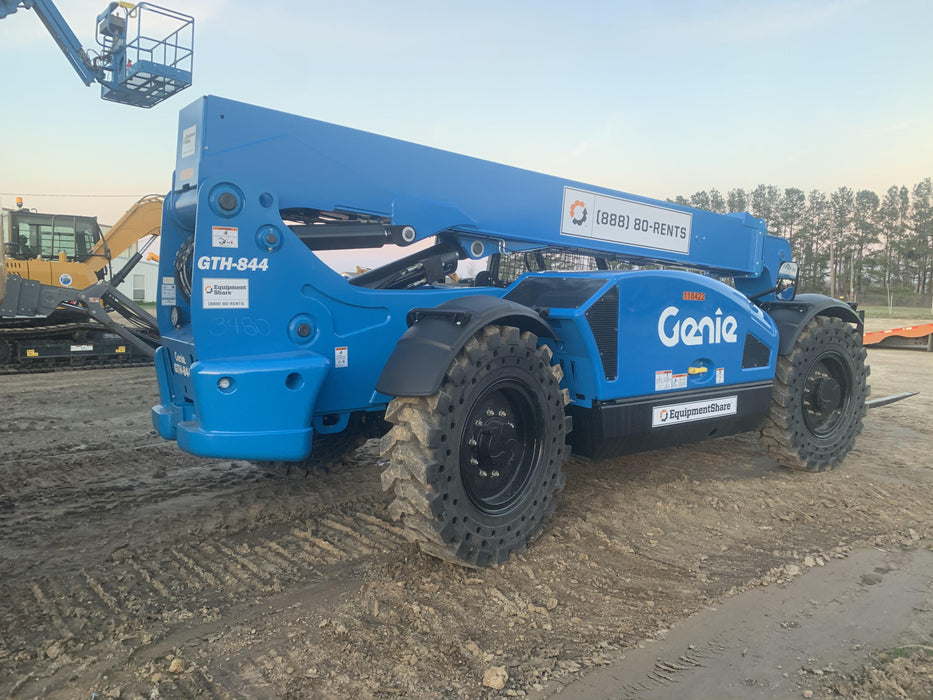 2020 GENIE GTH-844