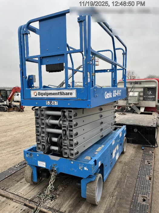 2019 Genie GS-4047 Folding rails with half height swing gate