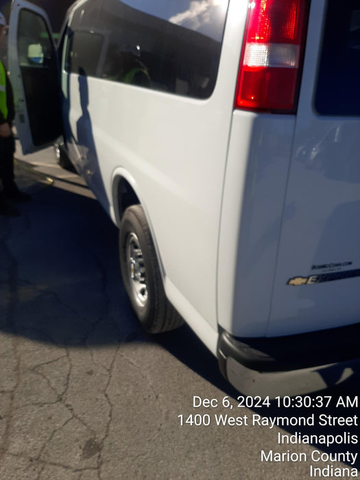 2024 CHEVROLET Express Van - Rental
