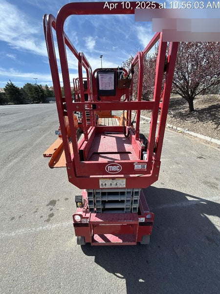 2020 MEC 1330SE Solid NM Tires, Steel Swing out Doors, LCS, Beacon, 900W Inverter