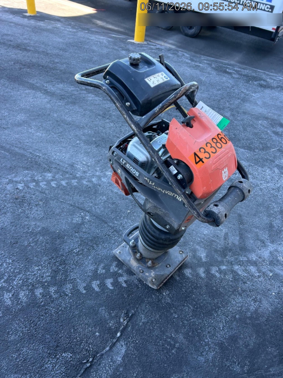 2024 HUSQVARNA LT6005