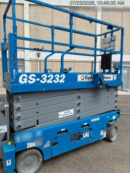 2022 GENIE GS-3232