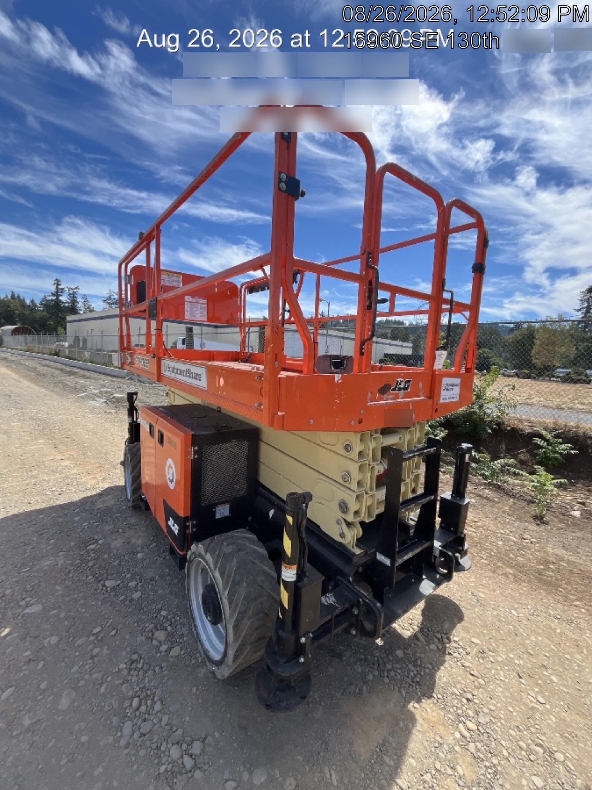 2022 JLG RT4069