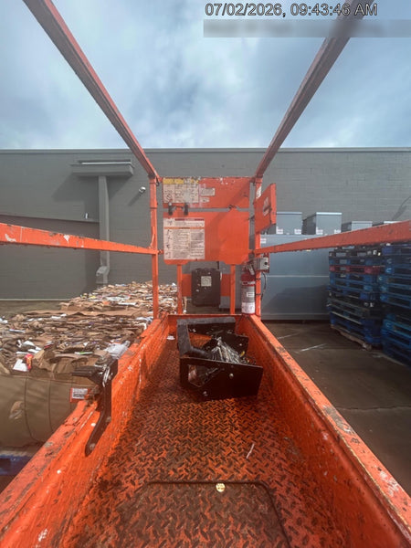 2021 JLG ES1932