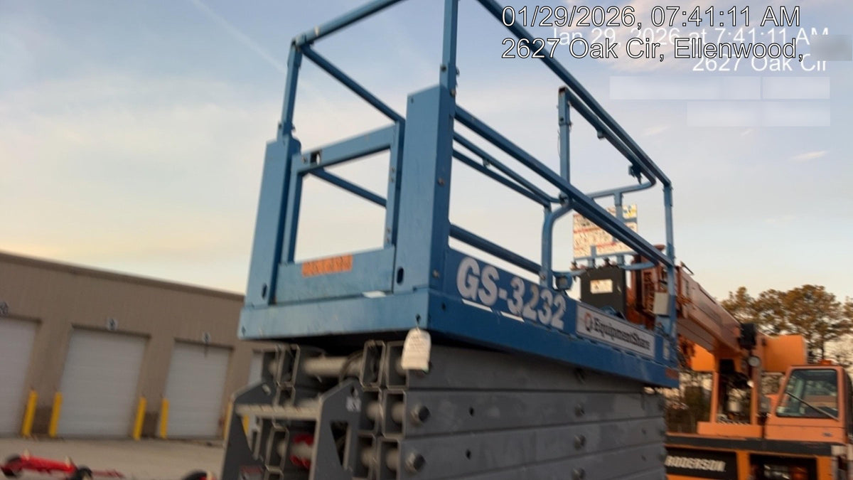 2022 GENIE GS-3232