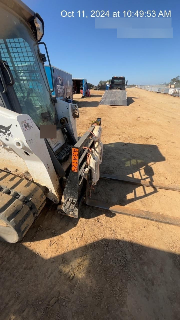2024 ARROW MATERIAL HANDLING 72" Pallet Forks - Arrow