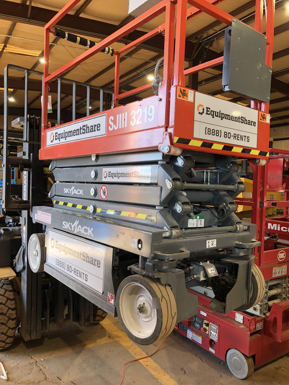 2019 Skyjack SJIII-3219 Standard Options, Trojan Batteries