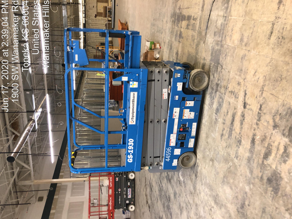 2019 Genie GS-1930 Fixed rails with chain Entry