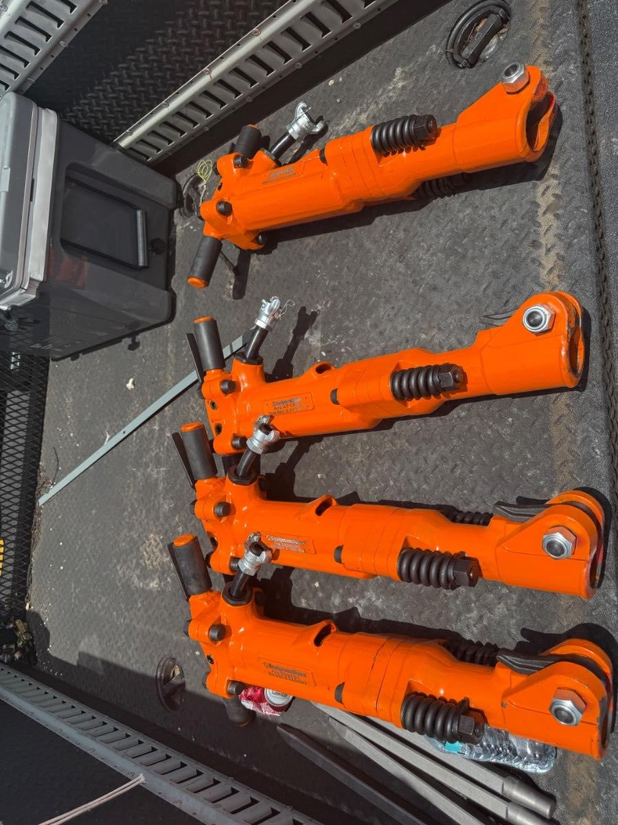 2024 MICHIGAN PNEUMATIC ES-TPB90-118-TRACKER