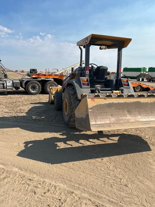 2020 John Deere 210LEP Canopy, 4WD, Second rear hydraulic cylinder, Light Package, Wheel weights