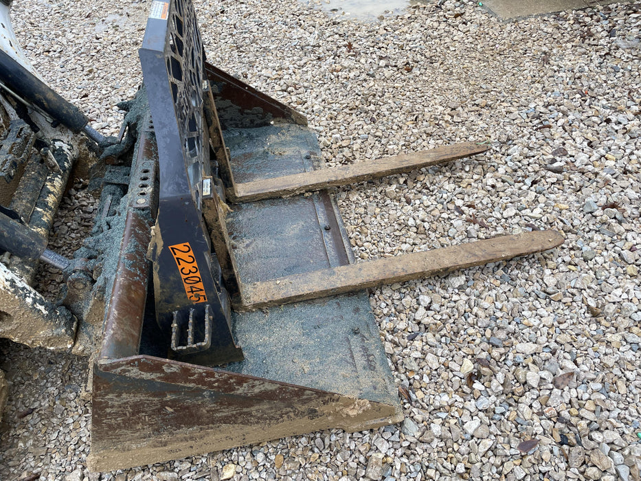 2022 PALADIN 48" Pallet Forks - Paladin