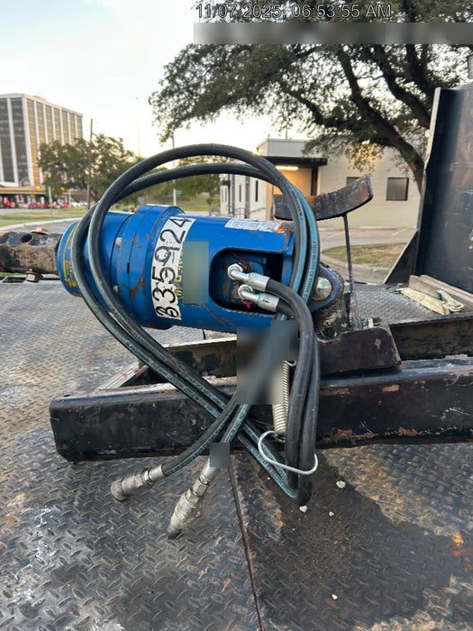 2023 AUGER TORQUE 3300-30